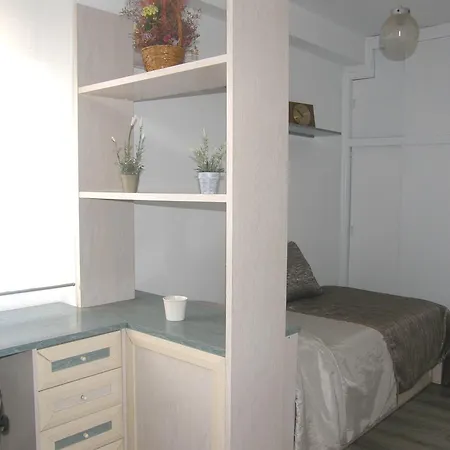 Apartamento ático Con Terraza En La Jota