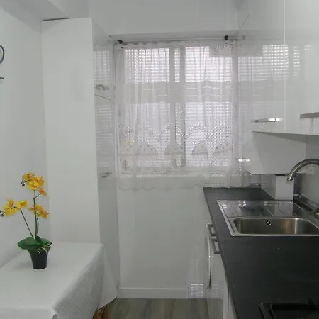 Atico Con Terraza En La Jota