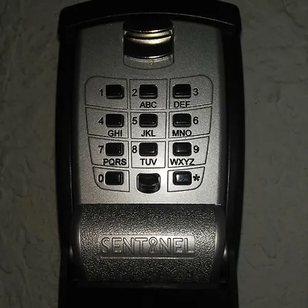 Atico Con Terraza En La Jota * Zaragoza