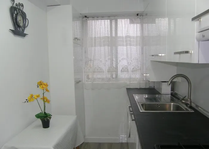 Atico Con Terraza En La Jota