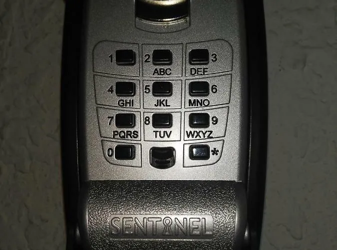 Atico Con Terraza En La Jota * 사라고사